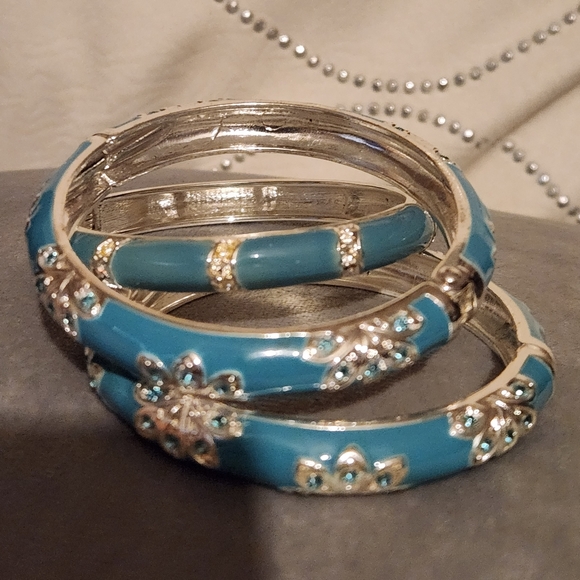 Enamel and rhinestone bangle set of 2- turquoise - Picture 1 of 3